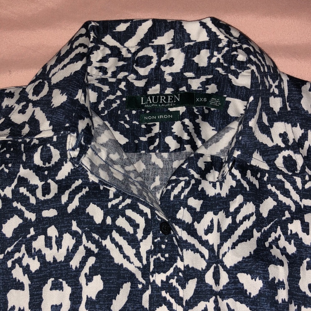 Lauren Ralph Lauren No-Iron Button Down Blouse Blue Ikat Print Sz XXS - Picture 11 of 13